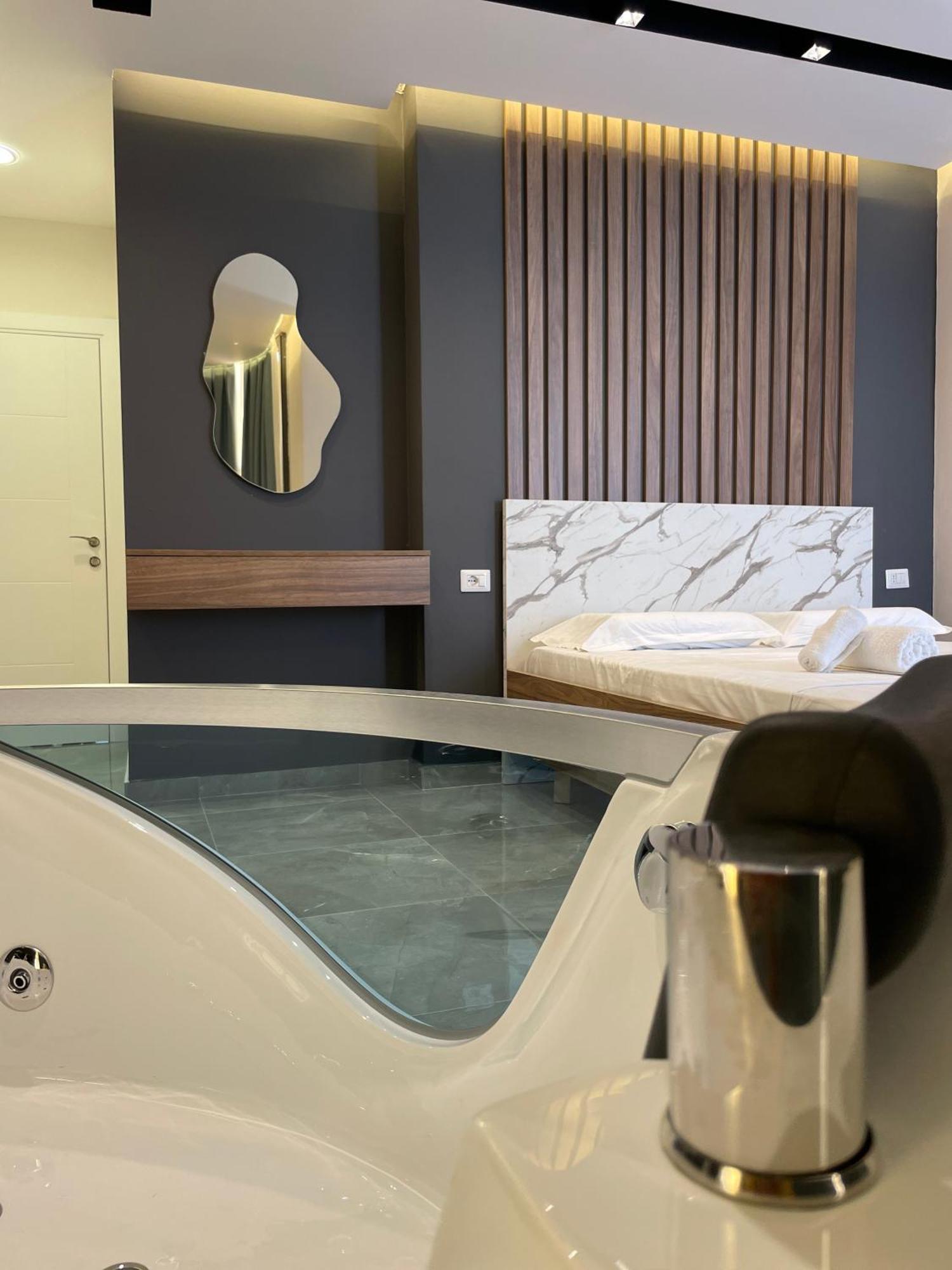 Hotel Qetesia-Te Indriti Velipojë Exteriör bild