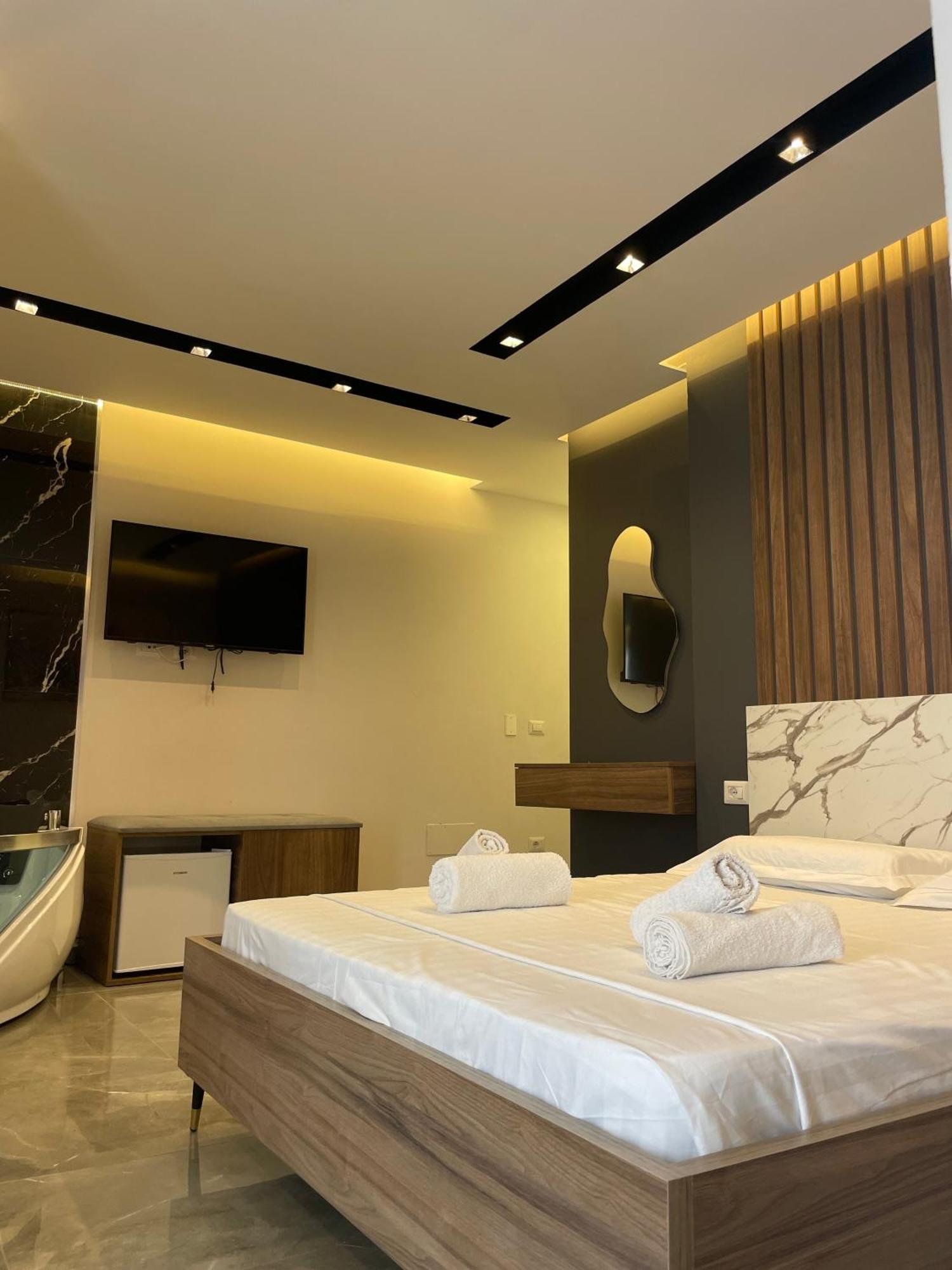 Hotel Qetesia-Te Indriti Velipojë Exteriör bild